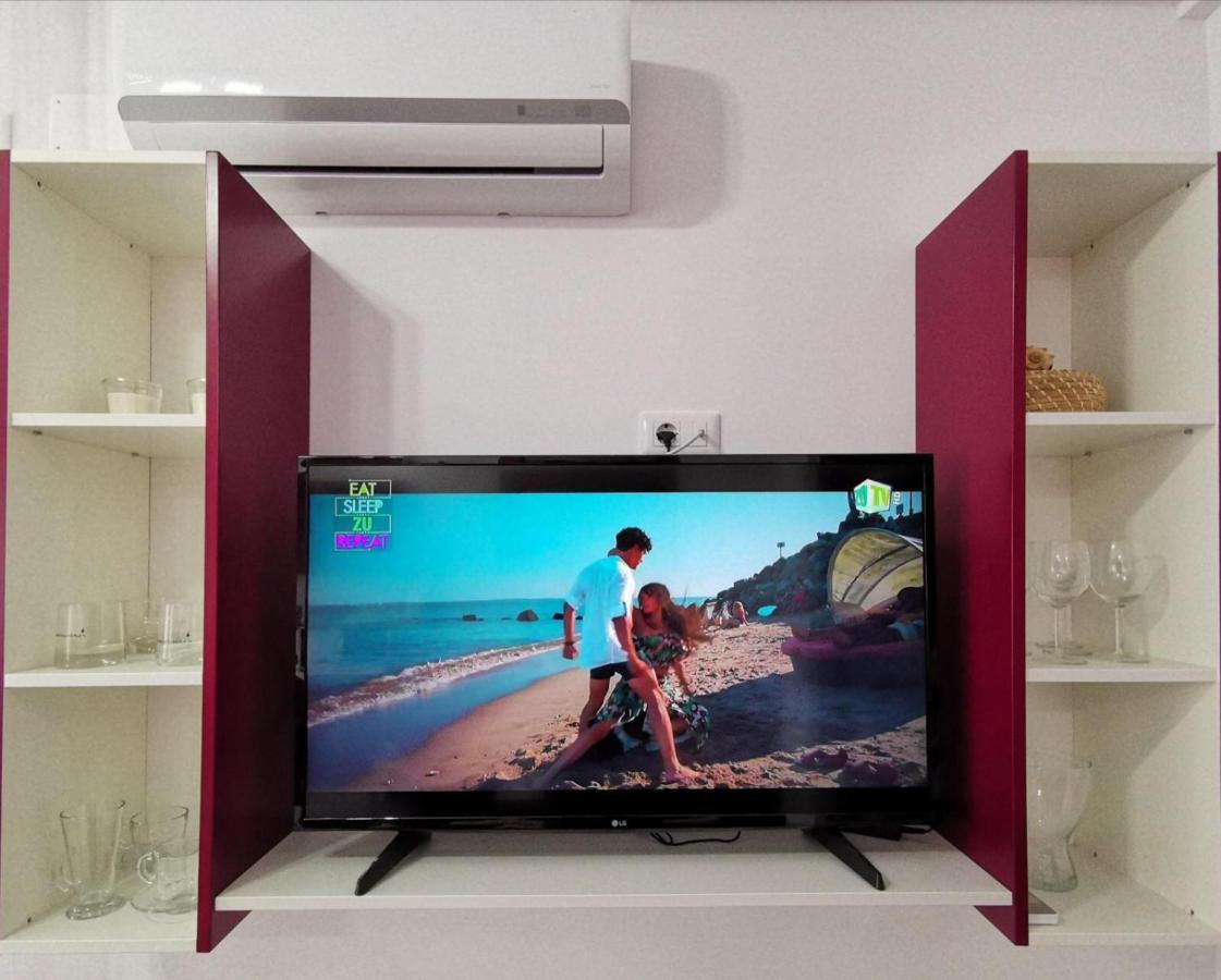 Violet Apartment-Brilliant Apartments Constanta Ngoại thất bức ảnh
